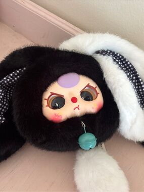 Authentic The Baby Three Lily Rabbit Plush Crossbody Pouch